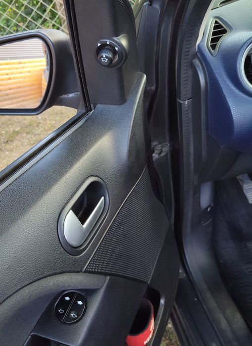 Vand Ford Firsta