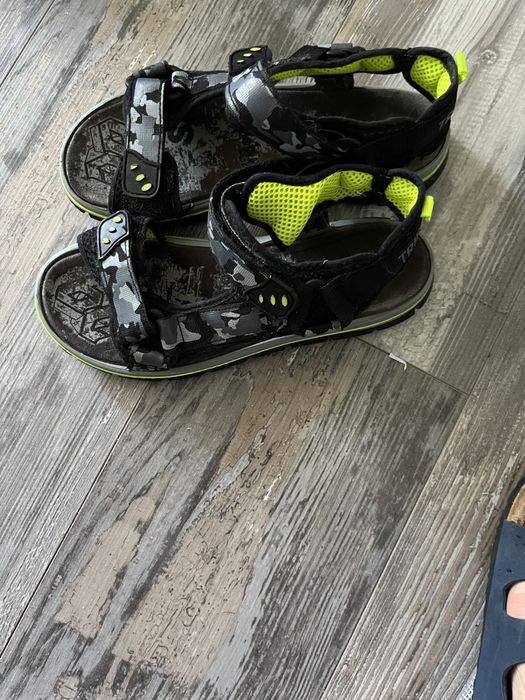 Нови обувки