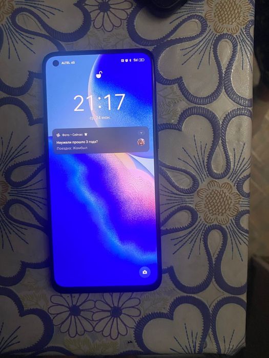 Oppo Reno5 хорошо состояние