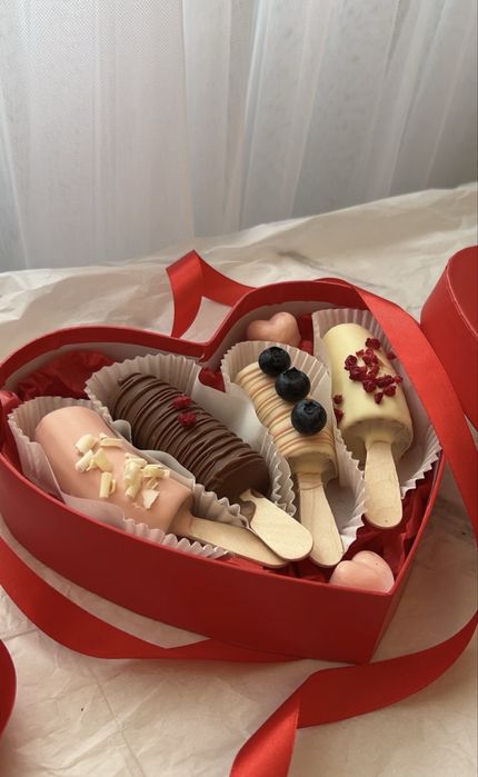 Клубника в шоколаде к 8 Марта | Конаев