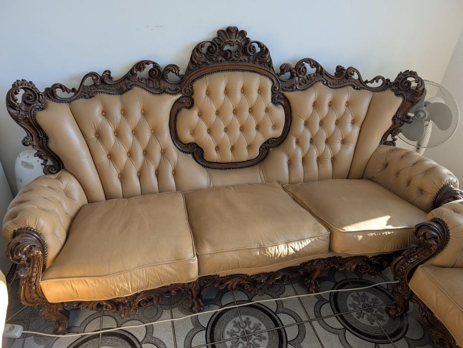 Set canapea de piele si fotolii