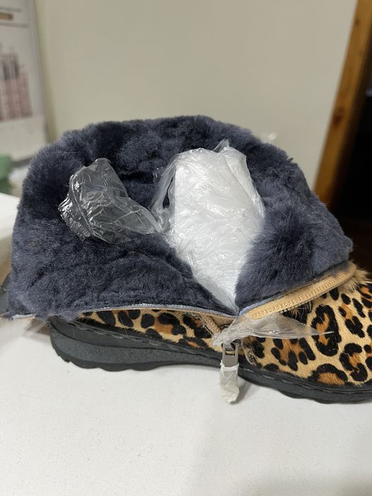 Продам детские сапоги