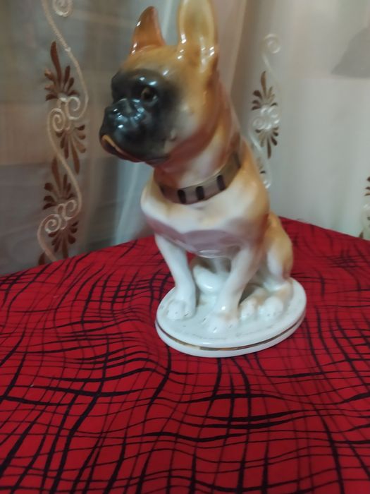 Отличный сувенир в коллекцию любителей и ценителей! Прошлый век!