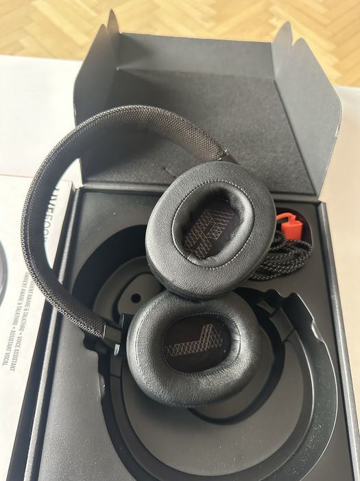 Căști Over the Ear JBL LIVE 500BT Wireless – Resigilate, Funcționale