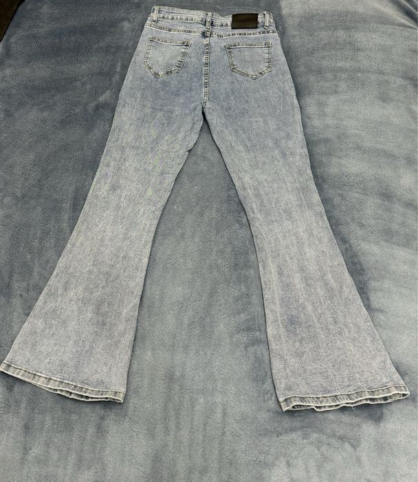 Продам джинсы клёшь