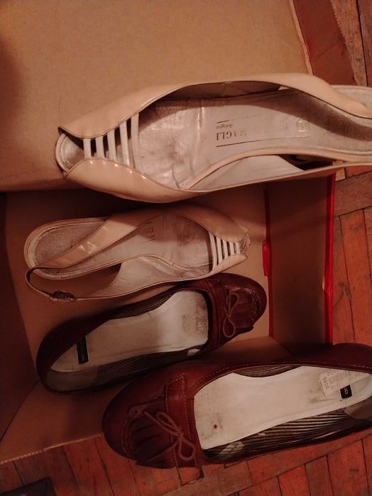 Обувь женская, туфли