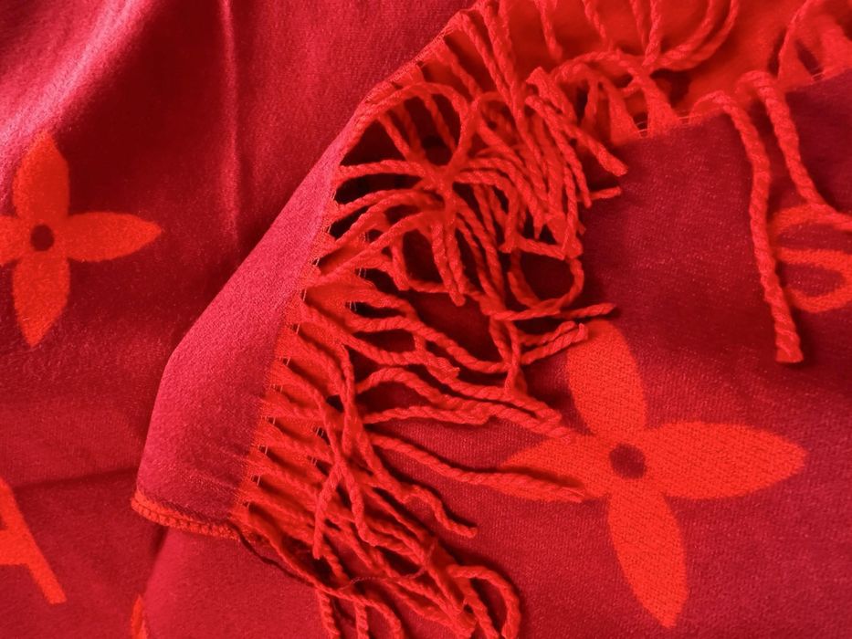 Дамски кашмирен шал Louis Vuitton