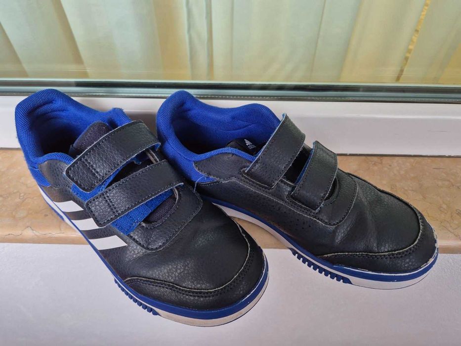 Маратонки Адидас 38 номер