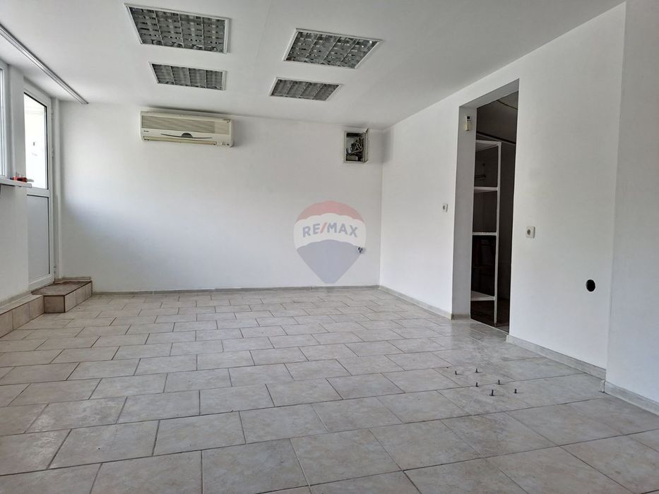 Продава се Офис в Варна, Владислав Варненчик - 34 кв.м за 225 €/кв.м - Снимка #3