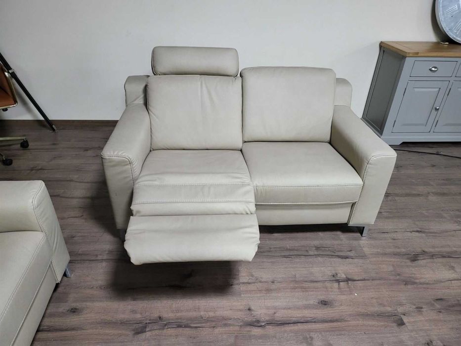 Кремав кожен комплект дивани две двойки HUKLA KS473120