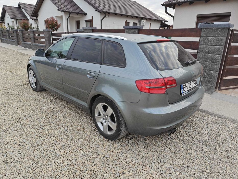 AUDI A3 Sportback 2010 — imagine 4