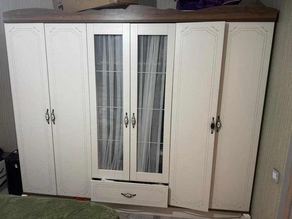 Шкаф в хорошем состоянии