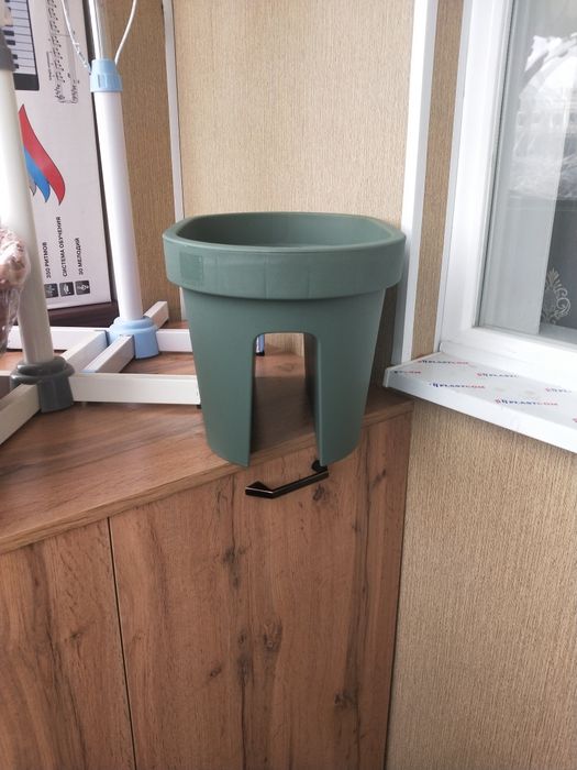 Продам кашпо для цветов