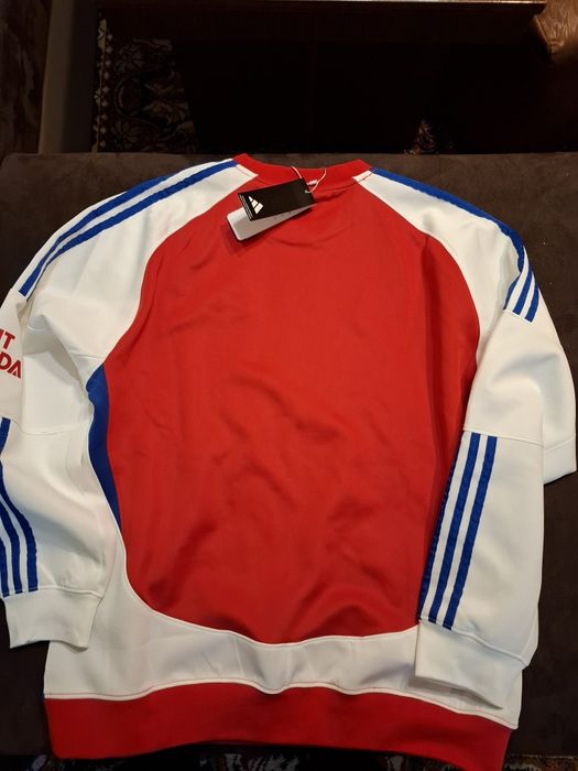 Ново горнище Arsenal