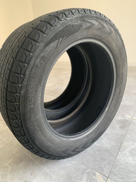 Пара зимней резины Yokohama