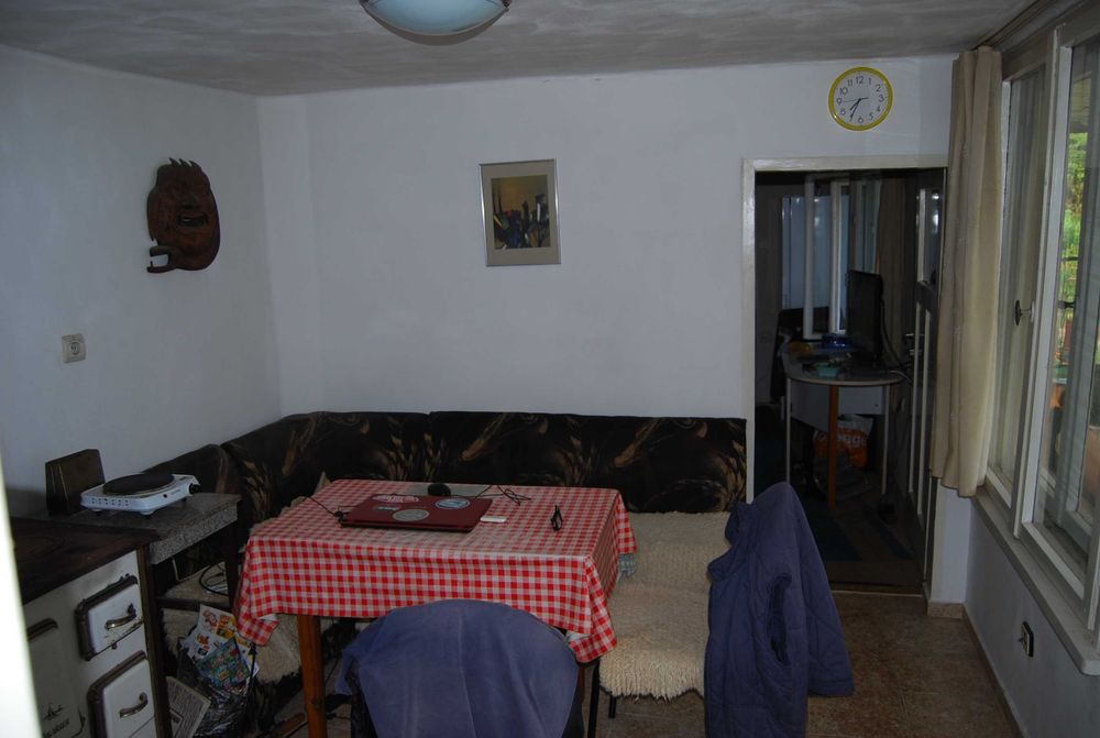 КЪЩА, с. Беренде, област София