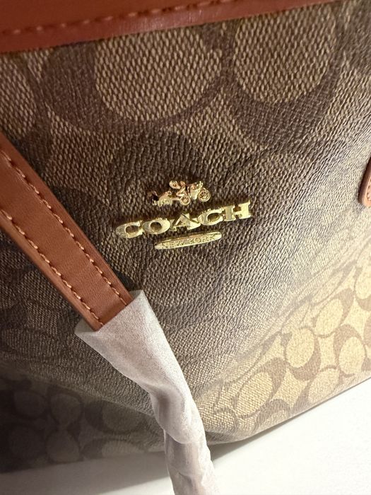Vând Geanta damă Coach