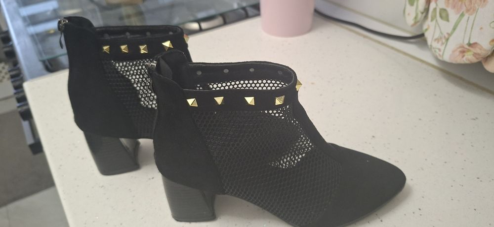 3 perechi pantofi de dama noi 38