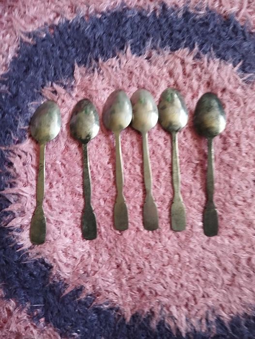 Ложки старинные  краска