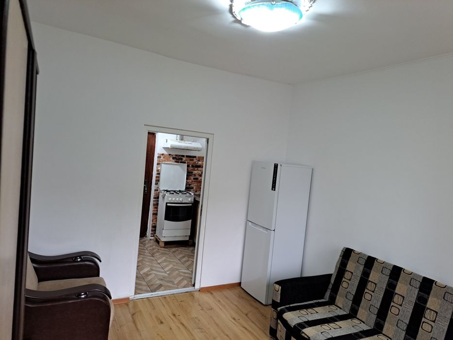 Garsoniera de închiriat 1300lei