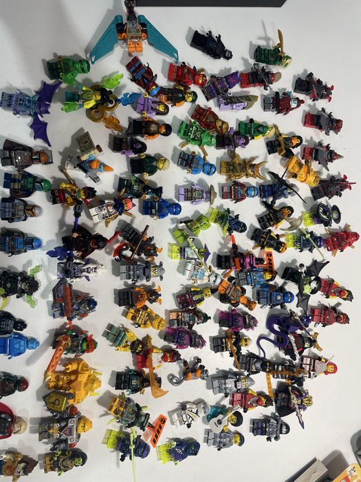 Лего минифигурки