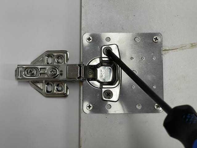 Băiat îndemânatic / Meșter bun la toate – Reparații rapide în Constanța