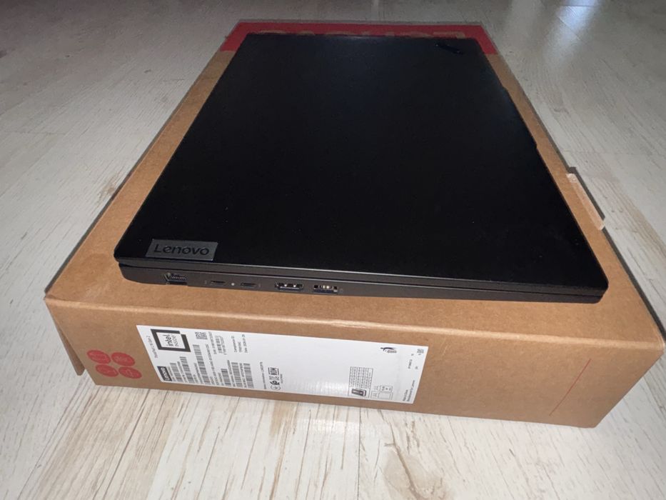 Лаптоп Lenovo ThinkPad L16 Gen 2 + Windows 11 PRO