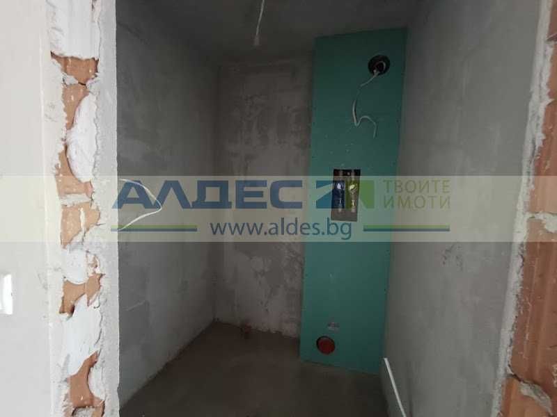 Продава се Тристаен апартамент в София, Разсадника - 89 кв.м за 2575 €/кв.м - Снимка #12