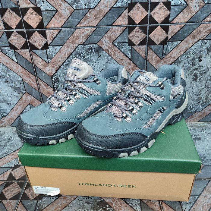 Нови обувки Highland Creek #40
