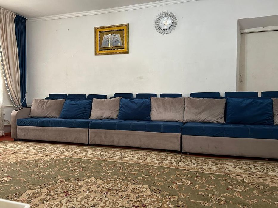 Диван сатылады ..