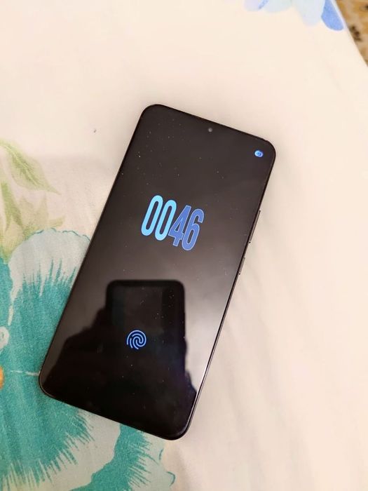 Обменяю Samsung Galaxy s22+