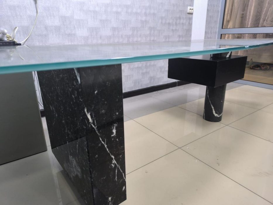 Продам офисный стол