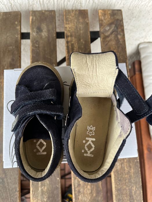 Детски пролетно-есенни обувки за момче на Колев и Колев