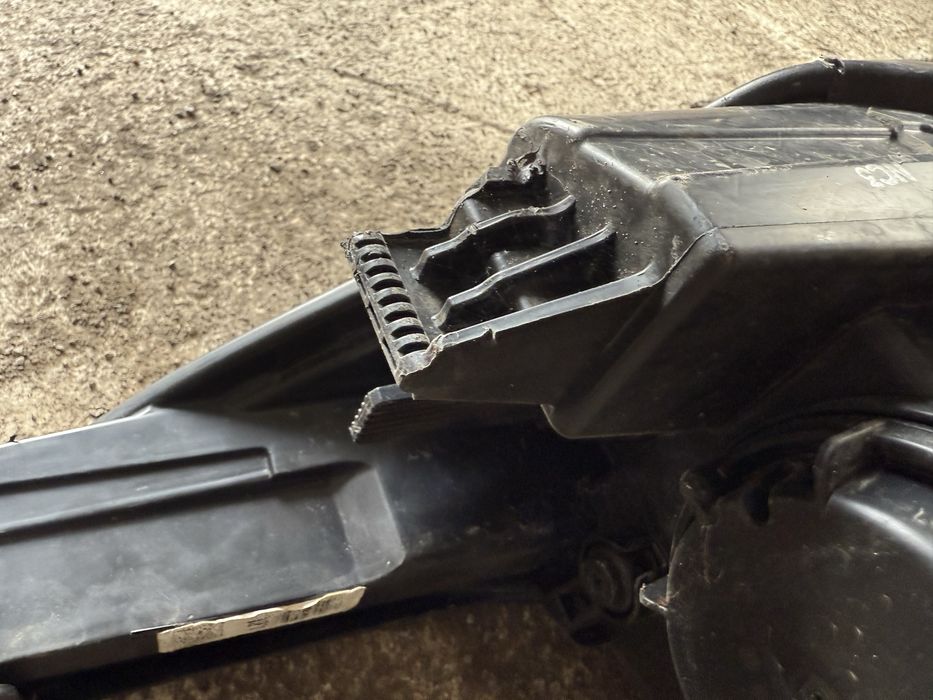 Фар за Киа Стоник Far Kia Stonic