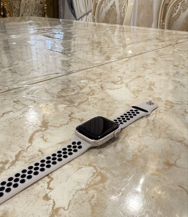 Продается apple watch series 8