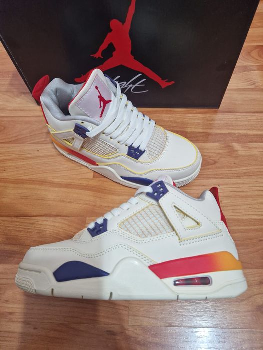 Adidași Jordan patru