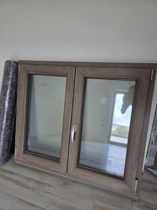 Vand fereastra termopan cu ramă