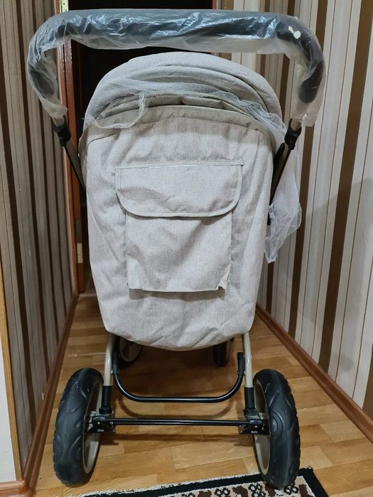 Продам коляску Adil