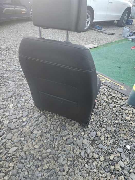 комплект седалки за Passat b8 комби 2015-2023 година .