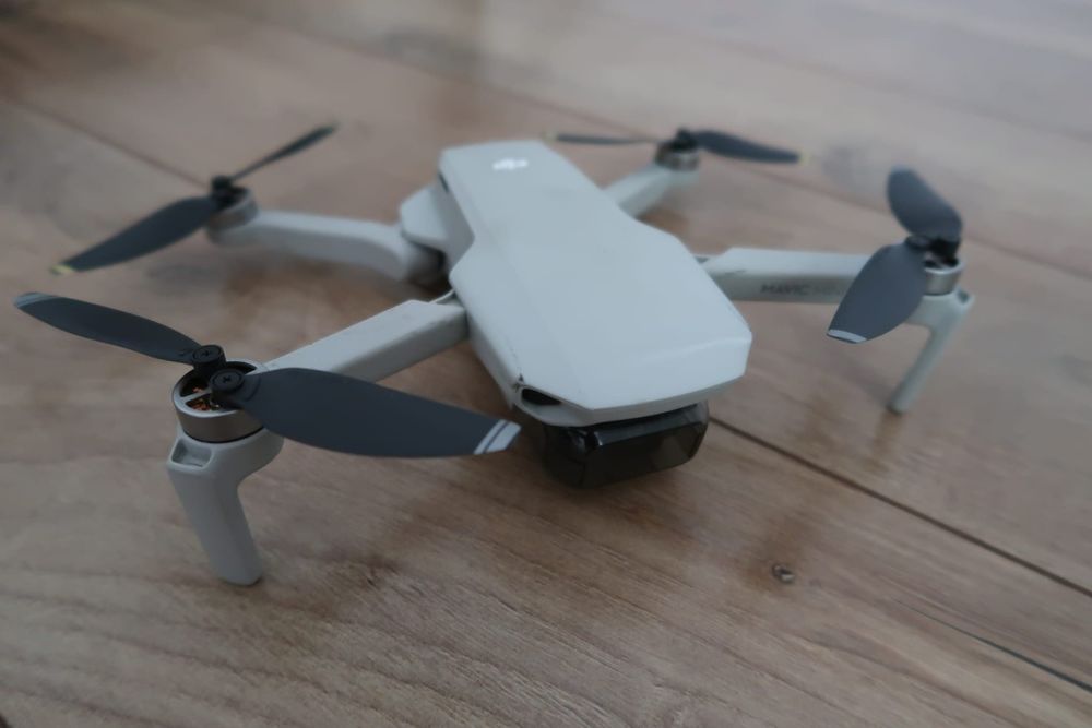 Drona Dji mavic mini