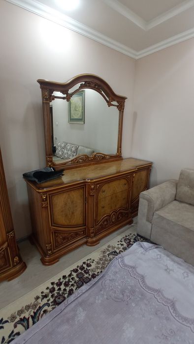 Mebel sotiladi BU. Holati yangidek