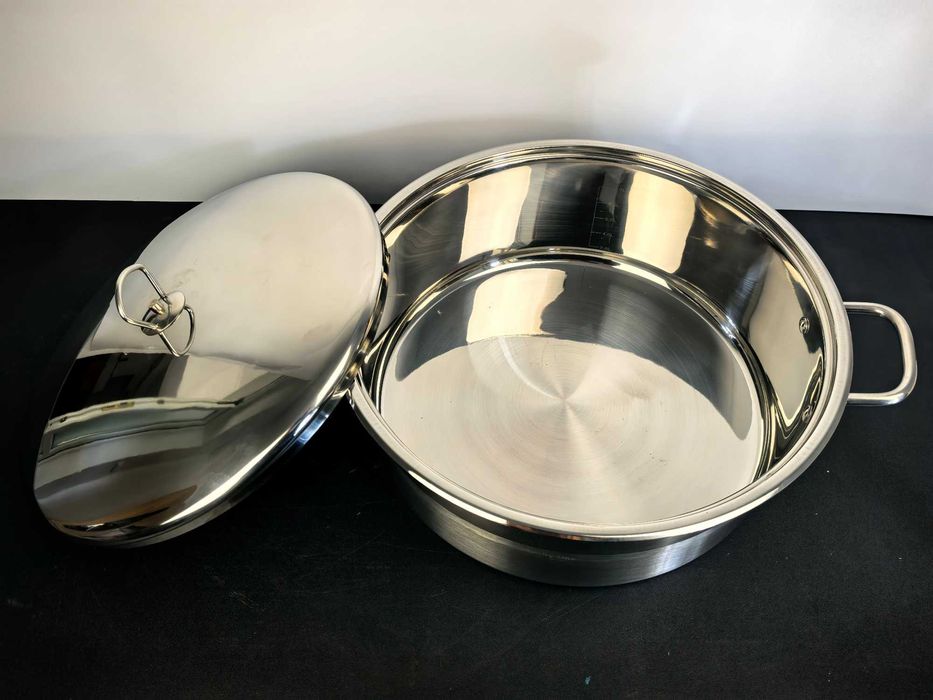 Cratita inox 36x14 cm 14 litri cu capac metal 250 lei