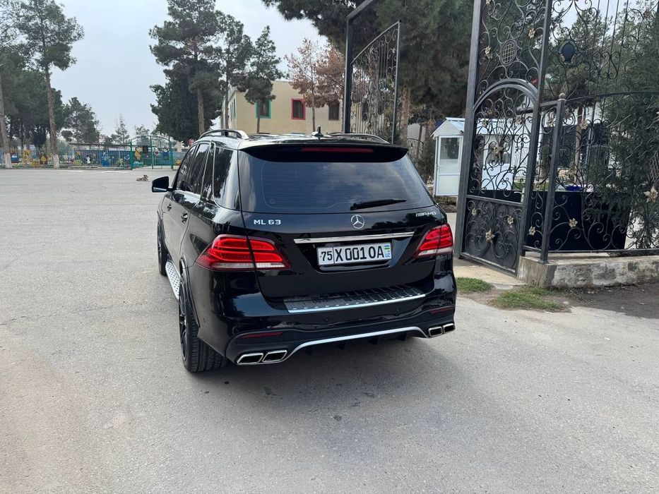 Mercedes ml350 sotiladi
