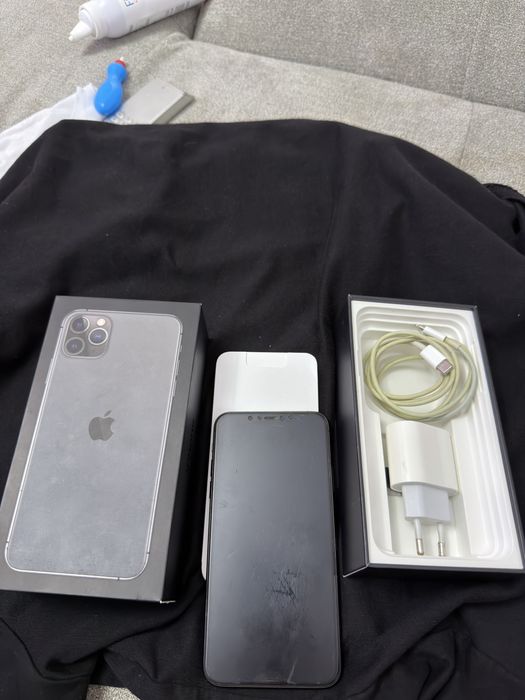Iphone 11 pro max 64 GB