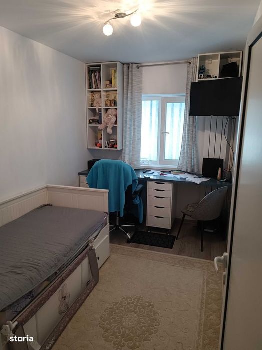 MOARA DE FOC-ap. 3 camere, 2 balcoane,  64 m2, geam la baie !