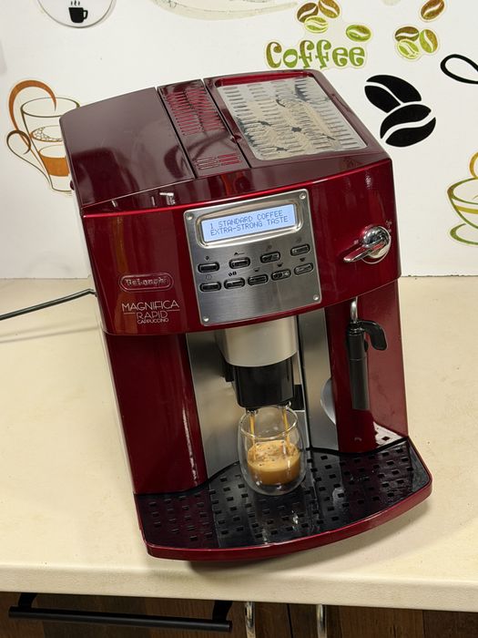 Кафемашина кафе автомат delonghi magnifica с гаранция