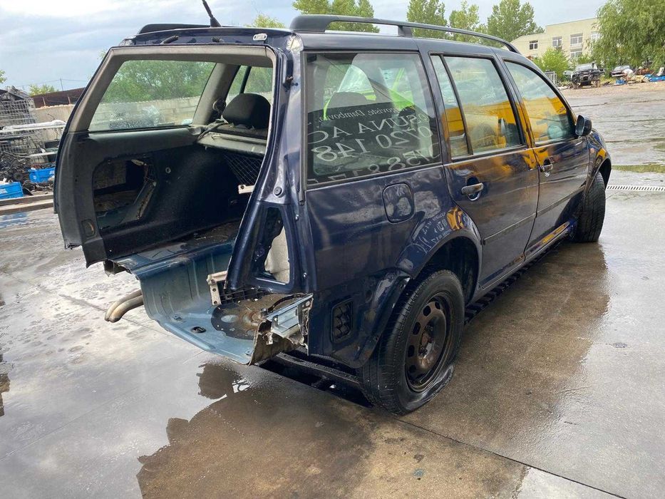 dezmembrez vw Golf 4 break 1.9tdi ALH/ haion golf 4/usa fata golf 4/