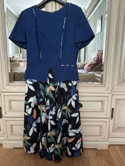 Платье летнее , яркое , очень красивое