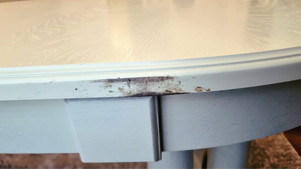 Продам обеденный стол