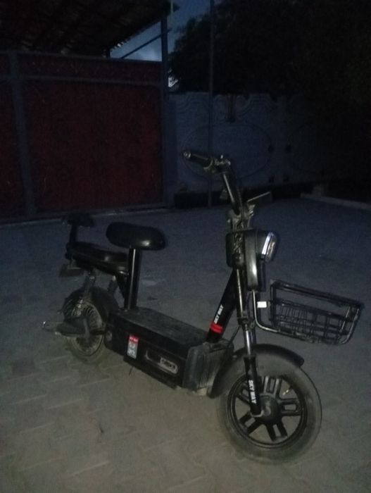 Продам электро самокат